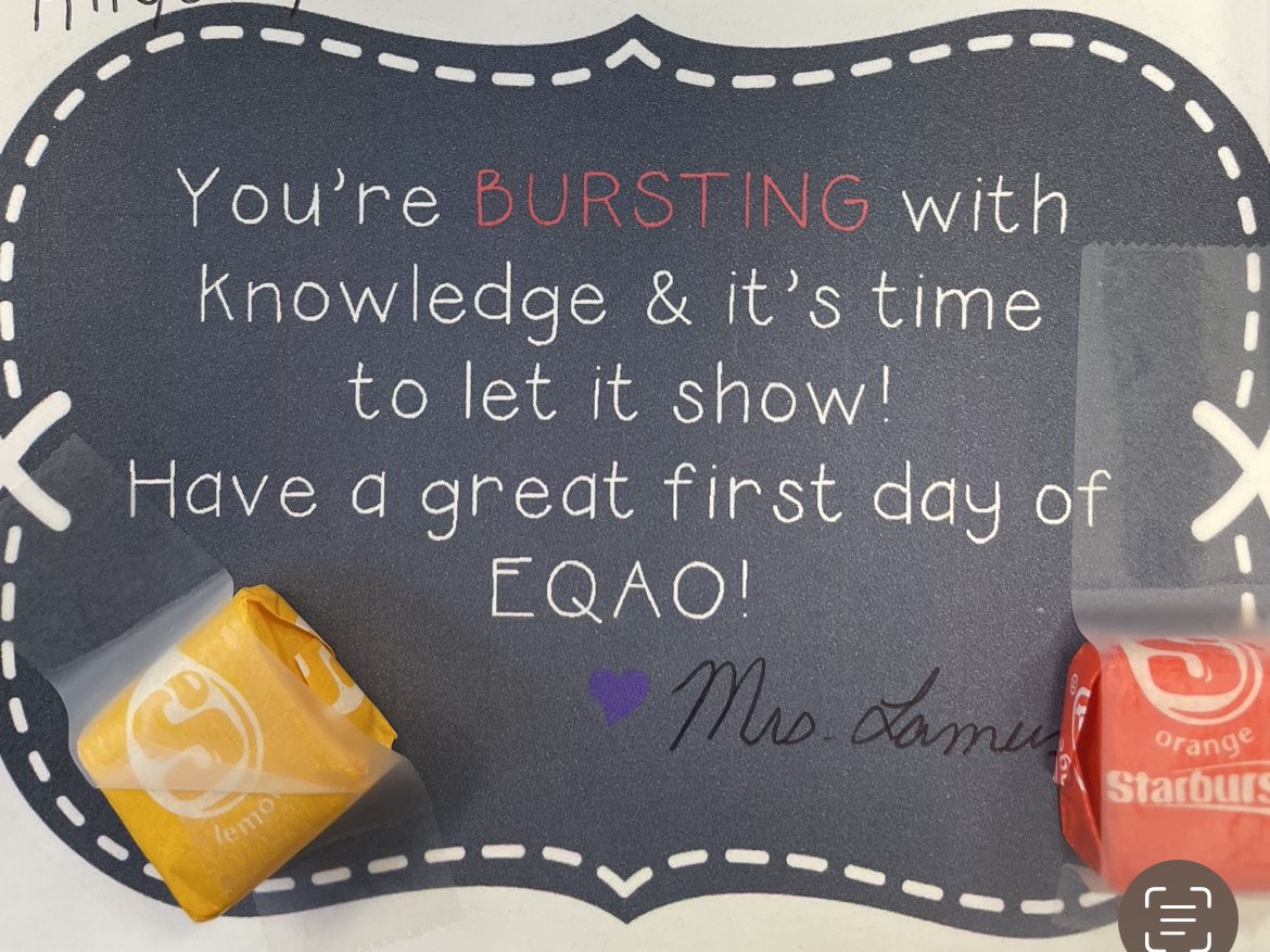 KellyLamersRRPS's tweet photo. Day one of EQAO complete! Students worked very hard and should be very proud of themselves! Some even gave it two thumbs up! @JulieRuberto @MclayJulie https://t.co/PhRsVzzlGE