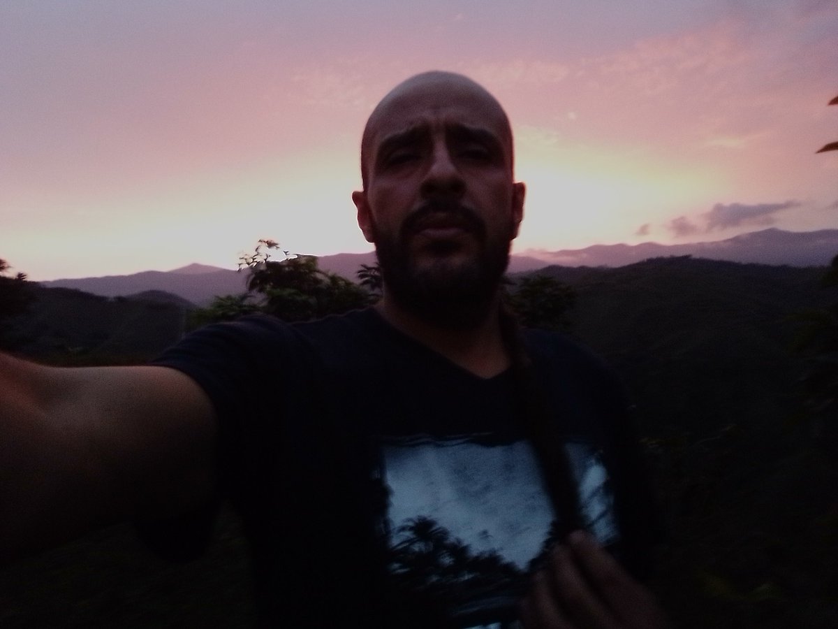 diegolegend1's tweet photo. House https://t.co/a94uLA8Kya