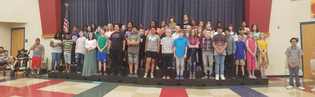 Roberts 4th Grade Creekview tweet media