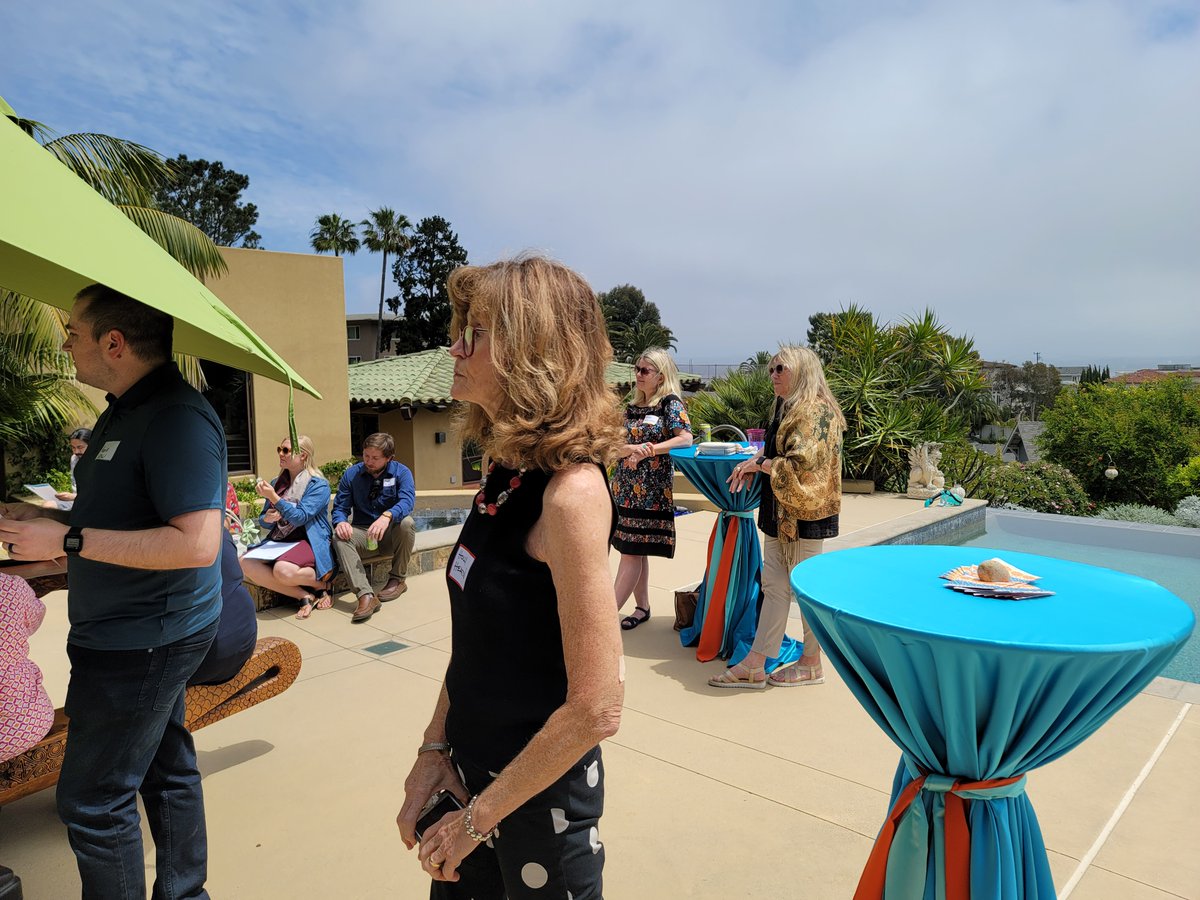 SanDiegoARCS's tweet photo. What fun to gather in person at our annual #ARCSScholar picnic this past weekend! Heartfelt thanks to #ARCSMember Catie Madani for opening up her beautiful home to Scholars &amp; members. The food, the weather &amp; the lively conversation were all thoroughly enjoyed. 💕
@ARCSFoundation https://t.co/gjuStU7qcG