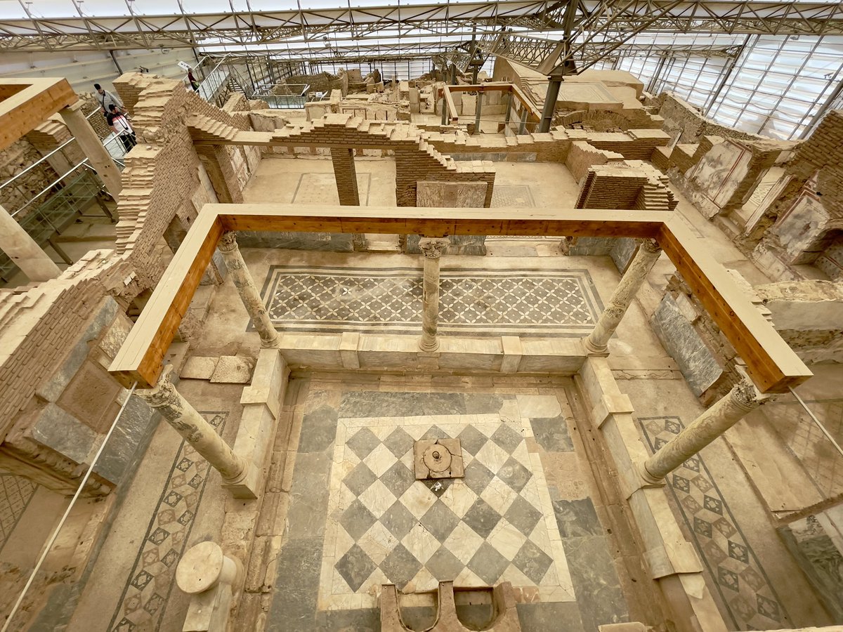 HistTreasure's tweet photo. View from the top of the terrace houses of Ephesus. So much going on. Frescoes, mosaics, marble veneer and  those beautiful pillars. #History #mosaics #Turkey #Archaeology https://t.co/b1ltgMpt0f