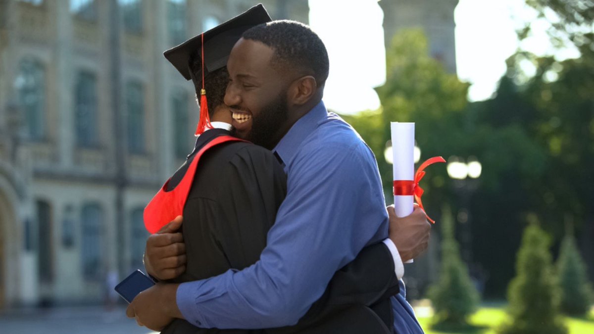 JoySolCBD's tweet photo. #FathersDay and #graduations are a month away. So, time to think gifts for grads and Dads. What do they have in common? Stress...and AWESOMENESS. So, here's an awesome gift. Our #CBD Daily Care System will help them feel #moreprepared #morefocused and #morecalm. #joyupyourjourney https://t.co/cMO1yg1mVV