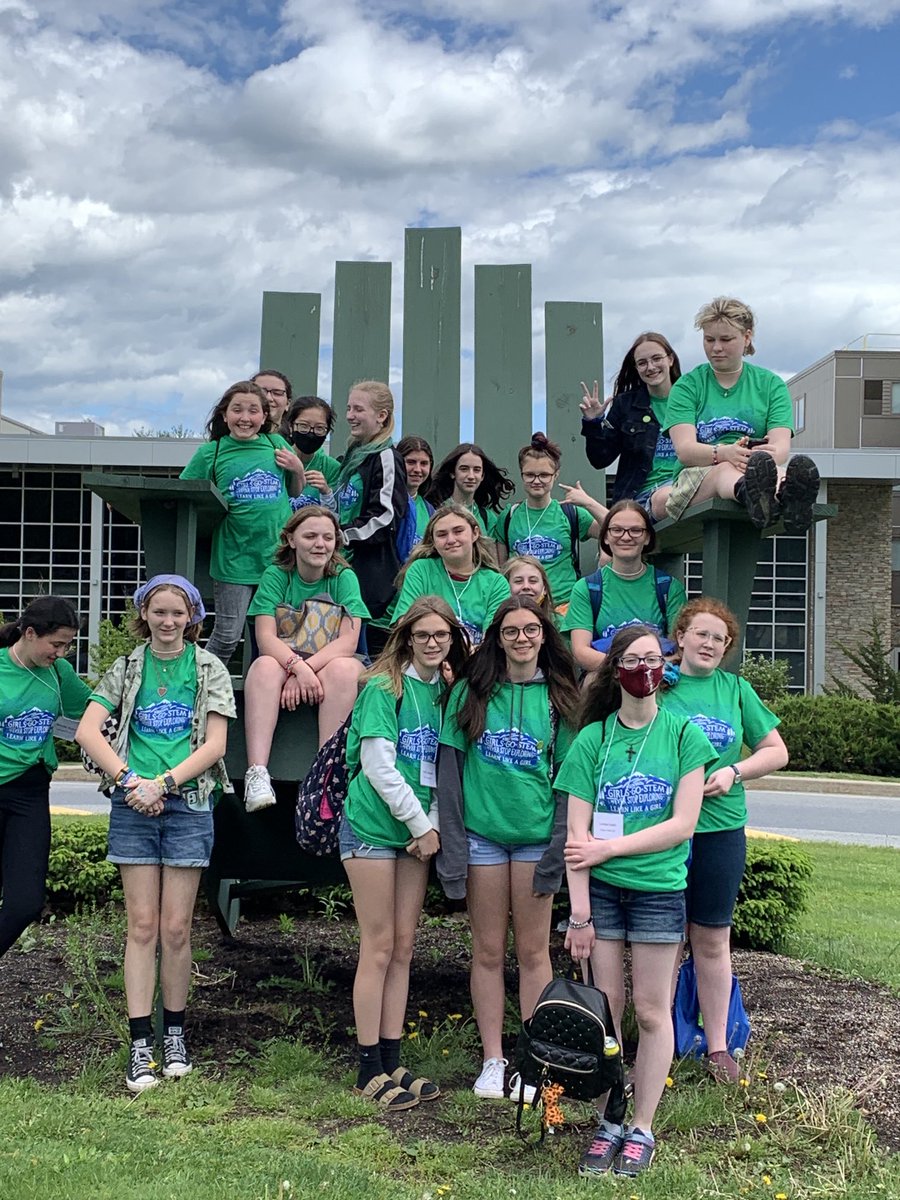 EdTechHFCSD's tweet photo. ⁦@HudsonFallsCSD #GirlsGoSTEM left inspired for their futures today. A huge thank you to ⁦@SUNYADK⁩ for hosting and @AAUW for coordinating! https://t.co/Neml6cc74m