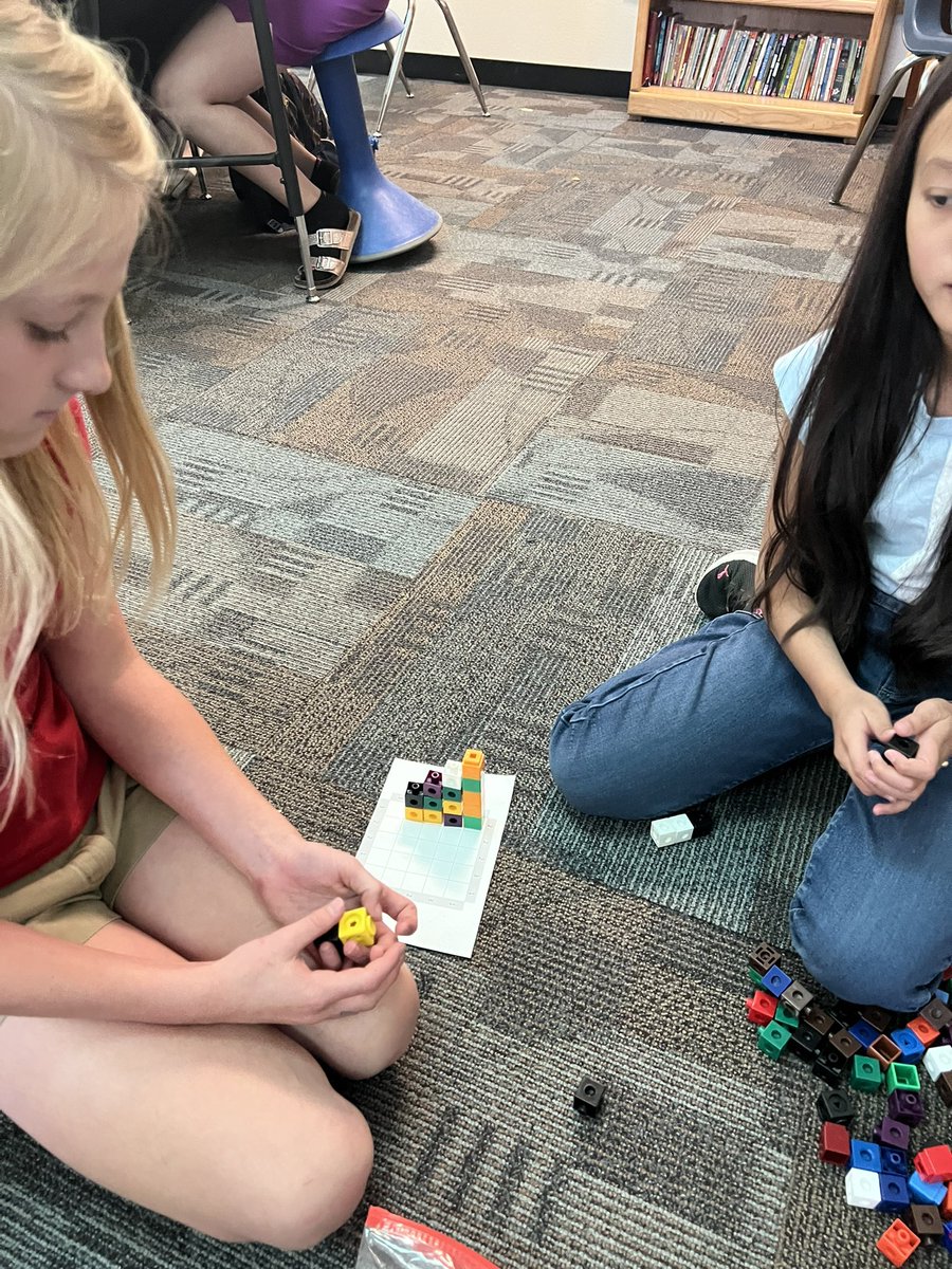 denise_holmes4's tweet photo. 4th graders at Sierra Verde @SVViperPride Growth Mindset Challenge! Failure helps us grow! @DVUSD https://t.co/qyLr7TkOgV