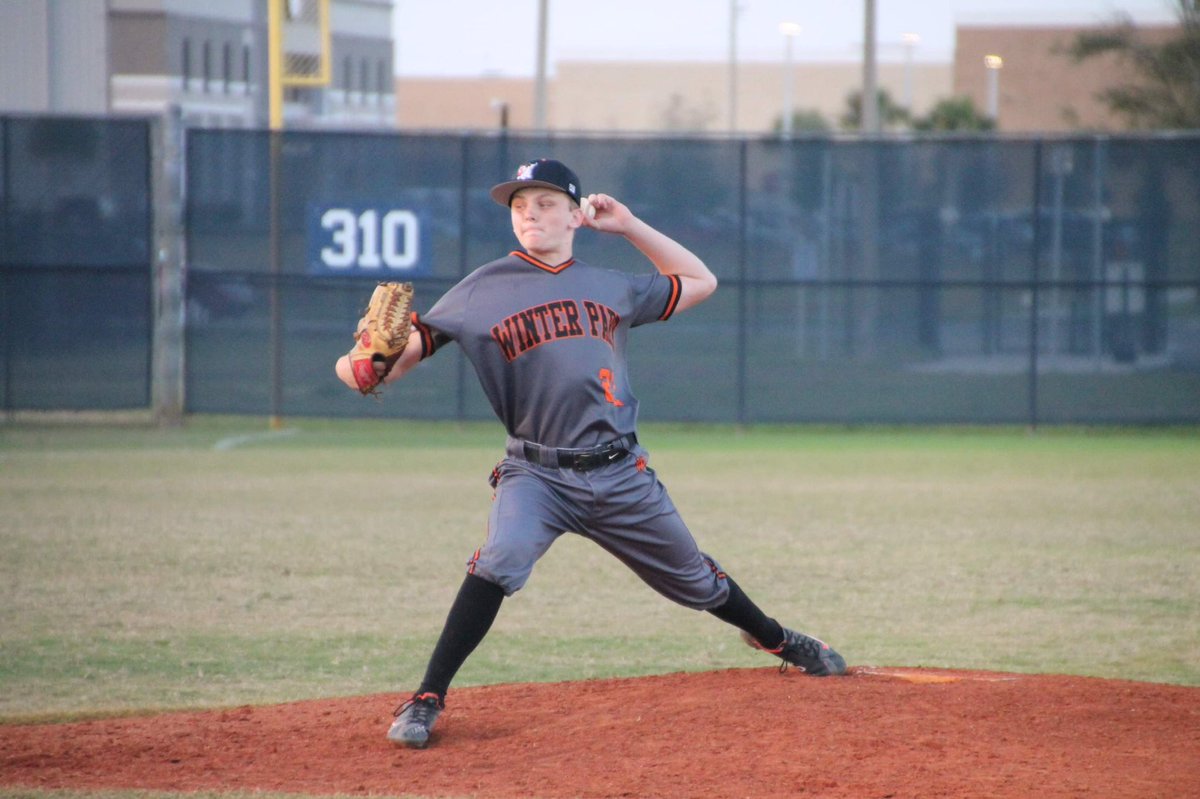 JacksonFreyer27's tweet photo. Thankful to receive Pitcher of the Year in my Freshman JV season at Winter park. Had a great season and finished 14-6-1 with the best teammates and group of guys in town.
@WinterParkCats 
@CoachS_Ewing 
@Jmarlo22 https://t.co/GyFZC622Z7