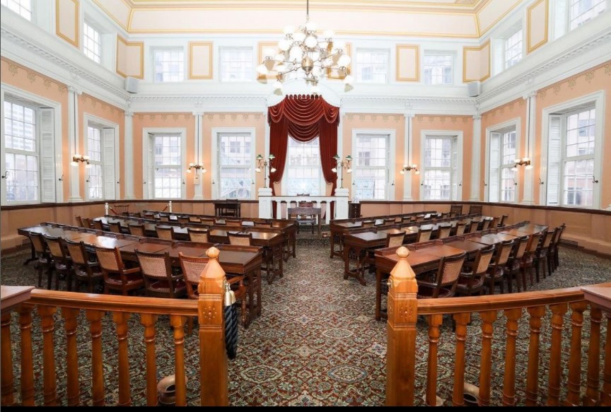 CTfastrak's tweet photo. Celebrate #InternationalMuseumDay with FREE admission to historical exhibits at CT's Old State House on May 18th. @CTOldStateHouse
And get there for FREE with CTfastrak! 🚎
📍A few minutes walk from the Travelers stop.
#FareFree #CTfastrak #CentralCT #StateImIn https://t.co/yHn6pUlDnt