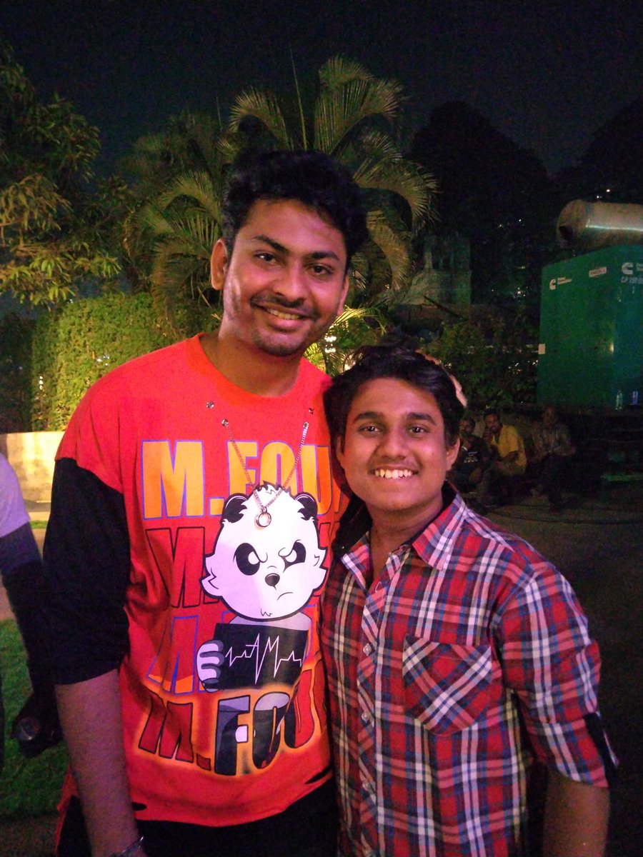 Hrishav_21's tweet photo. @Aadii_Sawant @mayhem_studios @UGW_Official Luck to meet you dyno bro 
Love u❤️❤️ https://t.co/OWOYTErppM