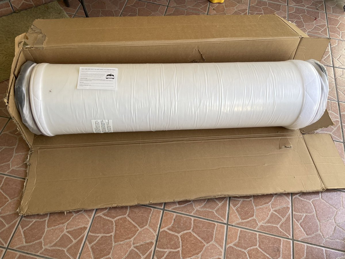 jiggedio's tweet image. Can we talk about Mattress firm. They had this insane website glitch where you could stack as many coupon codes as you wanted. This member got almost $7000 mattress for 87% off. 🤯