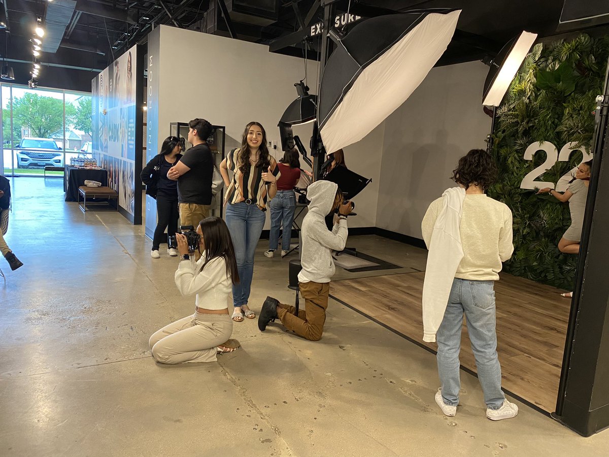 Stallion Media tweet media