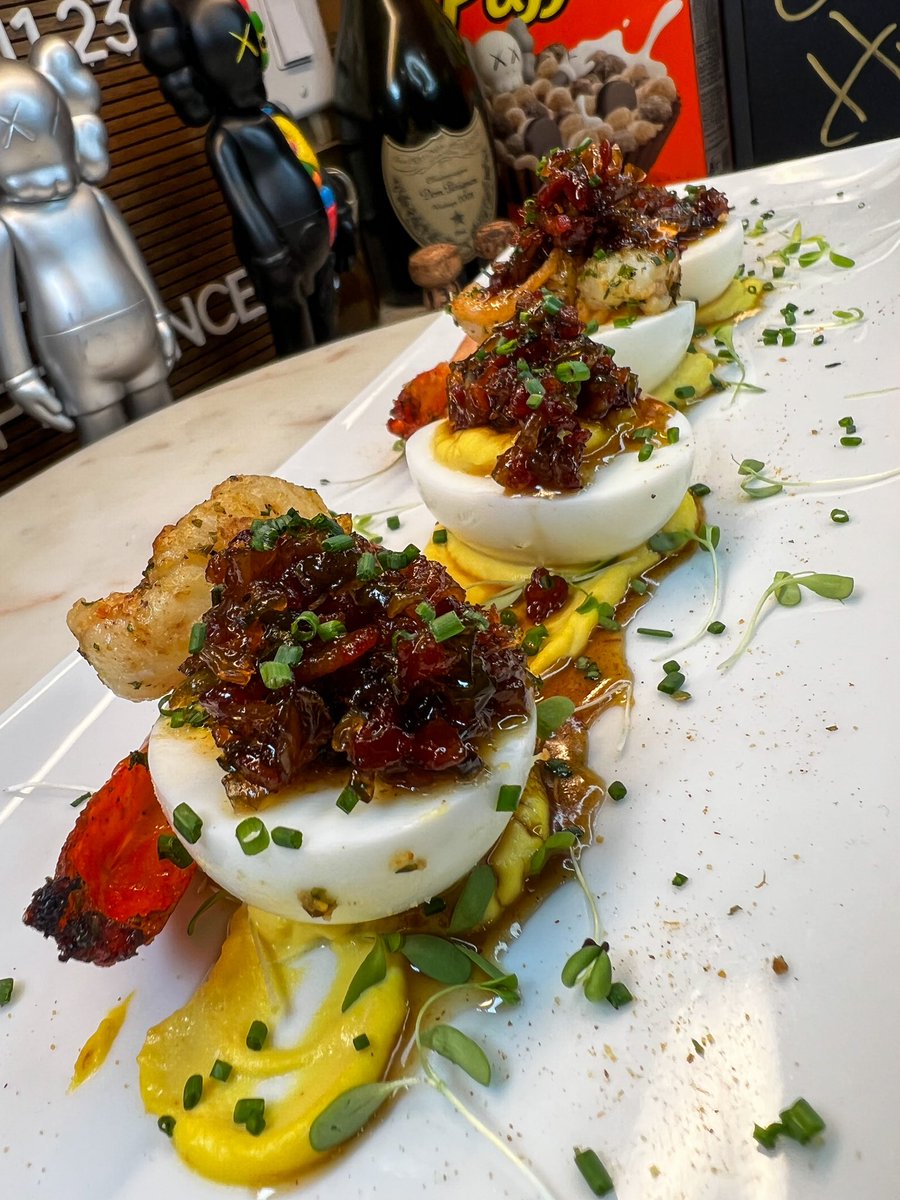 TobiasDorzon's tweet photo. Shrimp &amp; Bacon Jam Deviled Eggs #ChefTobias #Huncho
.
.
.
 #foodporn #foodie #deviledeggs #appertizer #BaconJam #foodies #foodporn #recipes #hungry #explorepage #explore https://t.co/9qyL8eTCSj