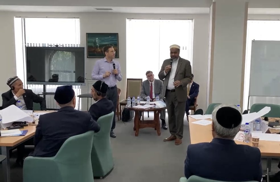 MultiFaithNN's tweet photo. Day 2 of #DialogueofDeclarations in Uzbekistan: Thoughtful discussions and conversations on promoting covenantal pluralism. Pastors, imams and rabbis discussing together ways to serve their city. #Multifaith https://t.co/wuR9Pfwjiu