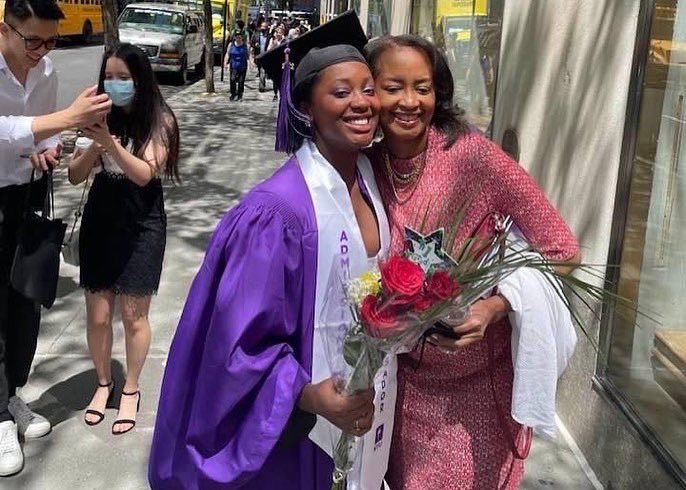 BizChica's tweet photo. Congratulations to our Social Media Manager, Jaylen Taylor who graduated magna cum laude from @nyuniversity today, and now holds a BA in Dramatic Literature & Romance Languages! 🎓✨💗 Go chica, go! Your Biz fam couldn’t be more proud! #blackgirlmagic #graduation #gochicago #nyu https://t.co/g8kiGtQ7Z1