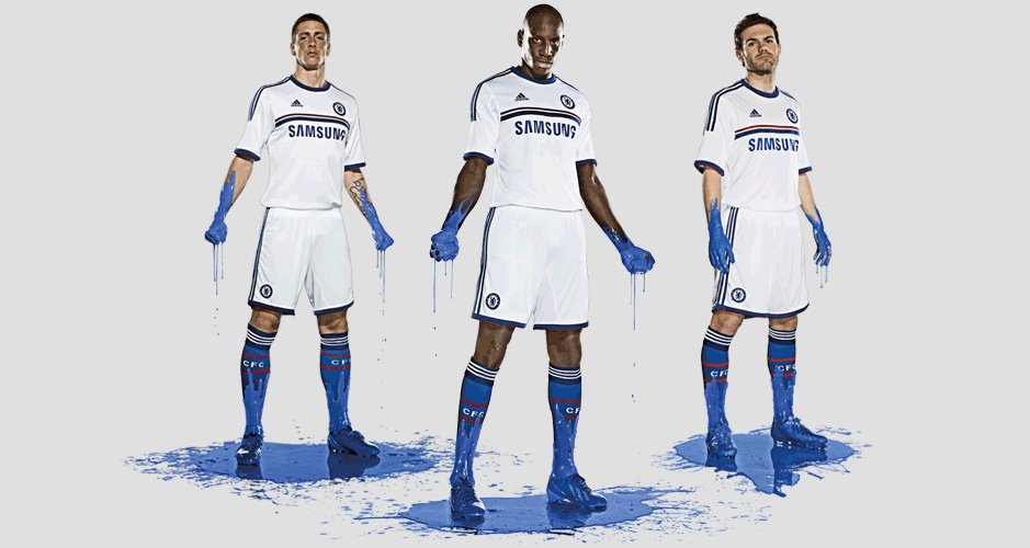 HarryCFC170's tweet photo. Chelsea twitter talking about the new kits for next season.

Nothing will beat our kit releases for the 13/14 season - "it's blue. What else matters?" 

⬇️🔵 https://t.co/YT4Cl9ihtj