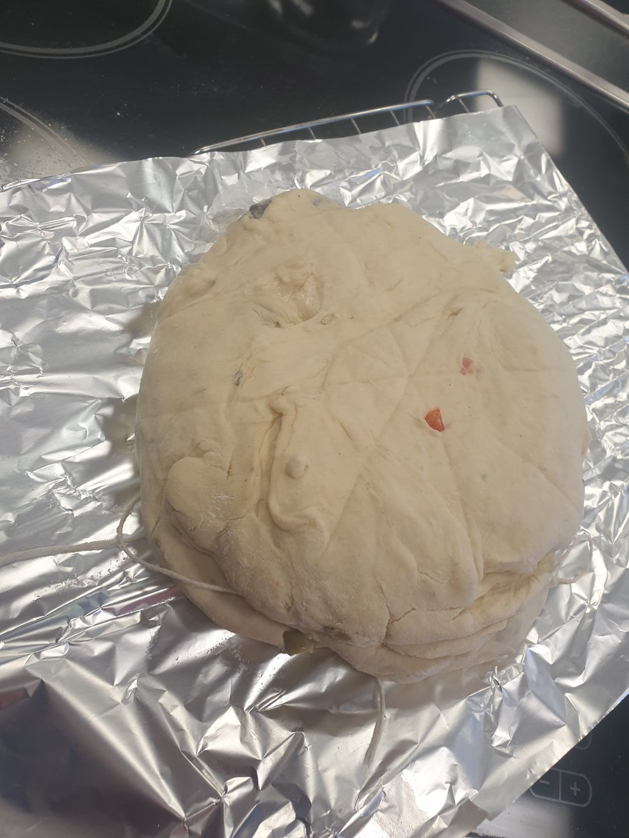 KewHouseLatin's tweet photo. KS3 classics club tried their hand at making roman bread today. https://t.co/ezUTSpmtmL