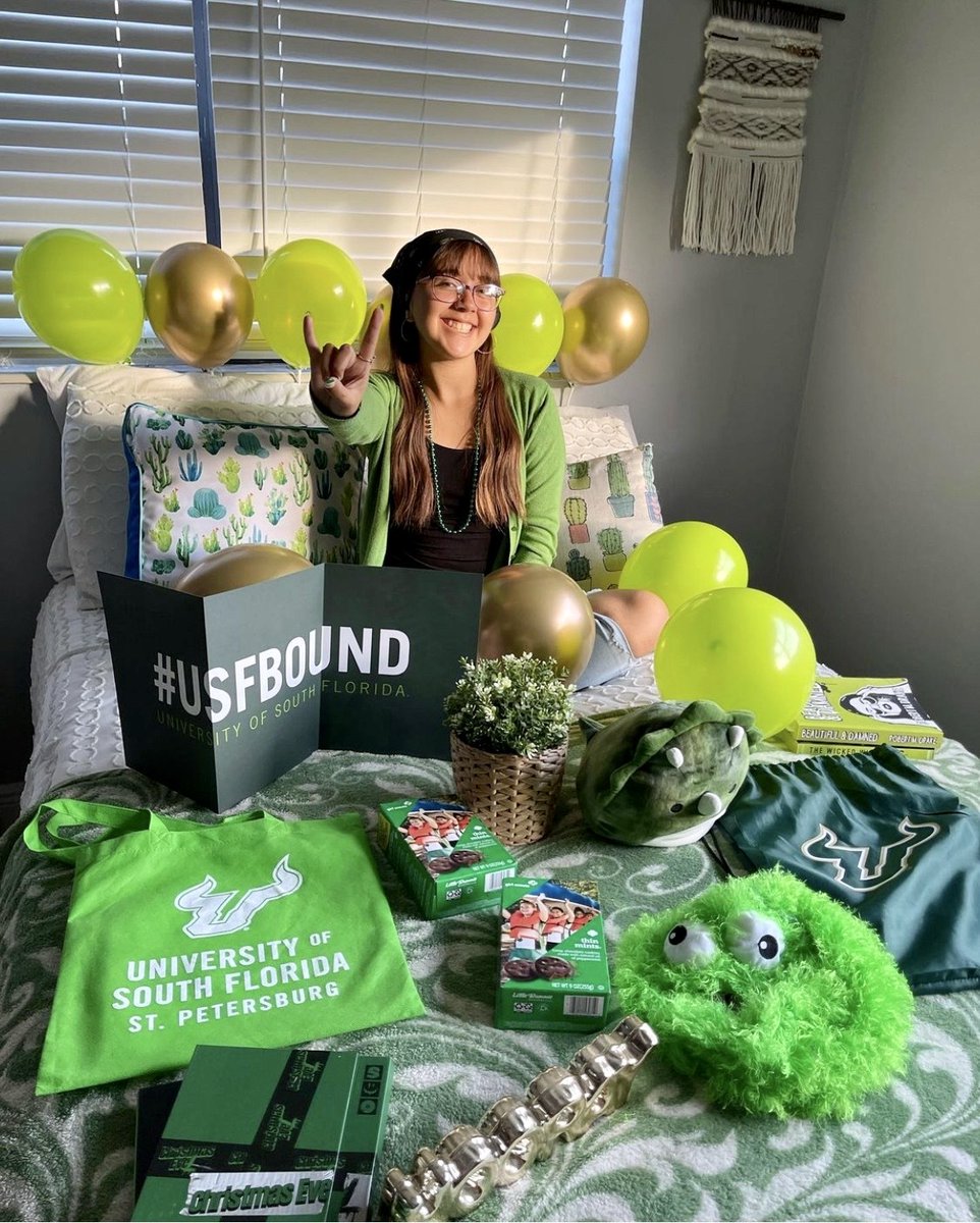 USouthFlorida's tweet photo. As we say goodbye to the Class of 2022, we are thrilled to see all those who are #USFBound! We’ll see you in the Fall, Bulls! 🤘💚💛
📸IG: ednacristinatirado, raquel.andreaa, hedgepeth_.glenn, julialorrayne https://t.co/p3yGdFKUPC