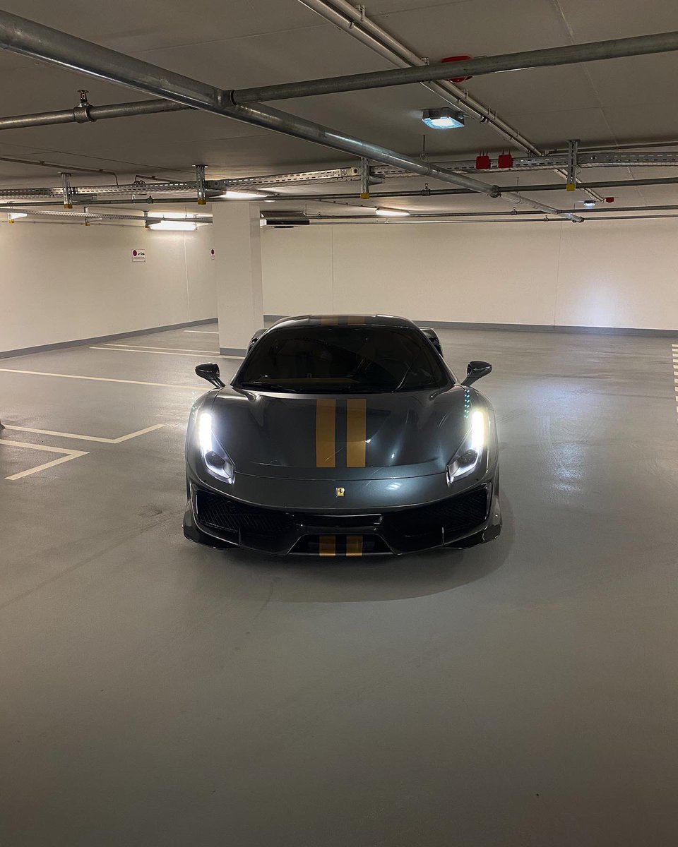 drivingdino's tweet photo. Just some handy photos from the beautiful 488 Pista 🤤🥰😍

#ferrari #488pista #ferrari488pista #DRIVINGDINO https://t.co/LoemKurV65