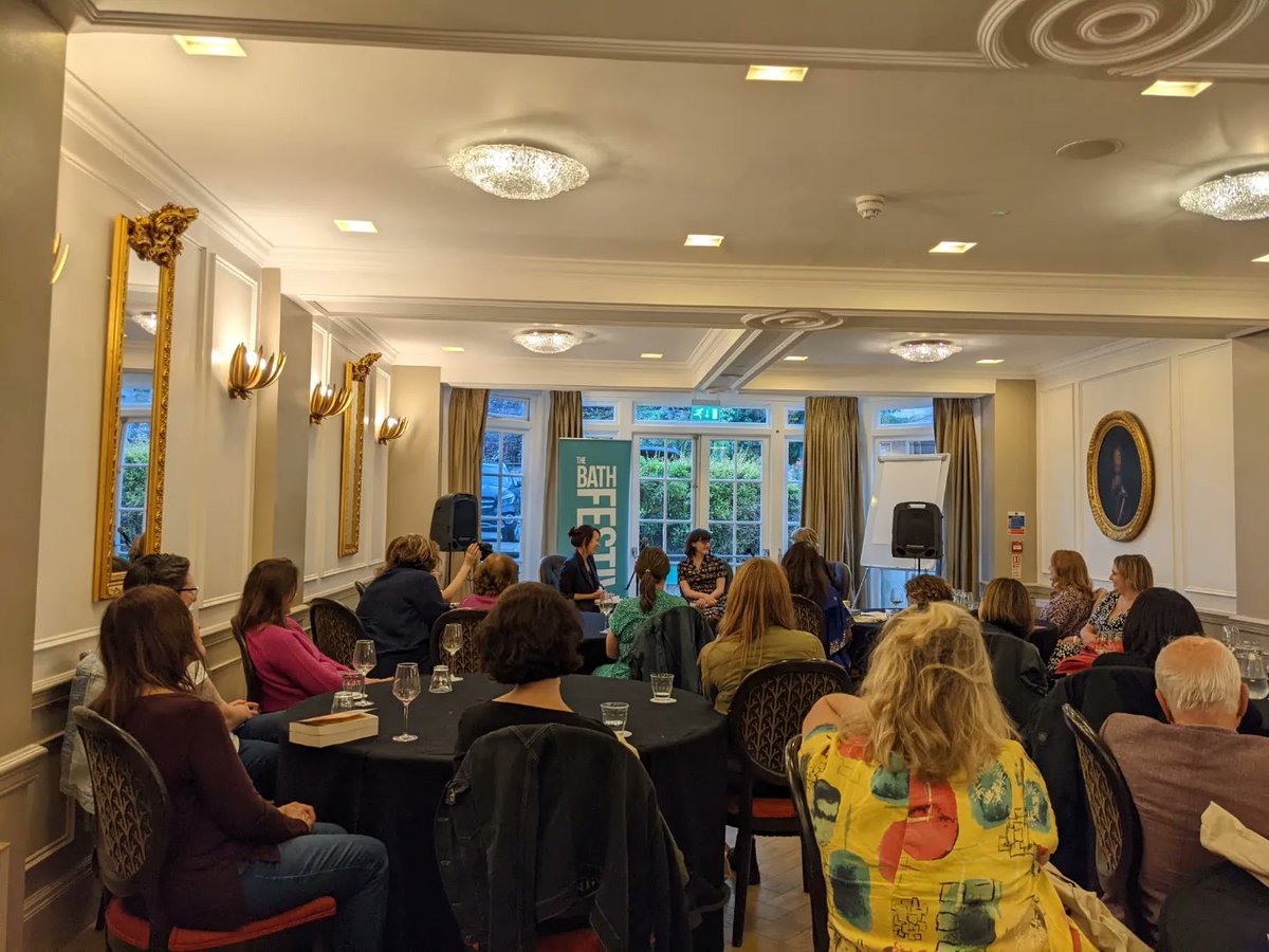 BathLitFest's tweet photo. In a Bath Festivals first, we were thrilled to welcome @_franlittlewood, @katiejlumsden and @francescabeauma for the @MichaelJBooks proof party! 🥳

@francishotelbath
@MichaelJBooks

#TheBathFestival #LiveEventsAreBack #ProofParty #books #inspiration https://t.co/KhNiUfdJHa