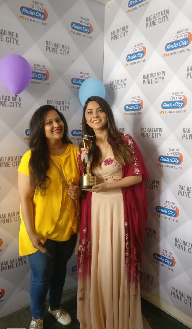 GayatriMaind's tweet photo. @meSonalee happy birthday my princess may God gives you all happiness ❤️❤️🎉🎉🎉😘😘😘😘😘😘😘 https://t.co/Kr7Zf7zvJB