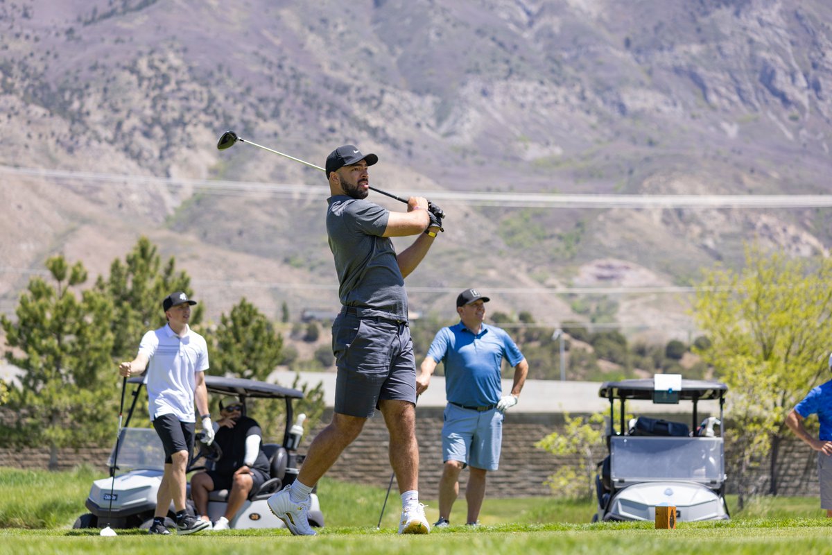 vannoyvalorfdn's tweet photo. Over $100,000 raised at our #CharityGolf event yesterday! THANK YOU to everyone who joined us for the day to raise funds for our #ValiantKnights scholarship &amp; internship program for youth in #fostercare and those who have aged out of the system. #Utah | @KVN_03 @marissa_vannoy https://t.co/b55WFX5Ihc