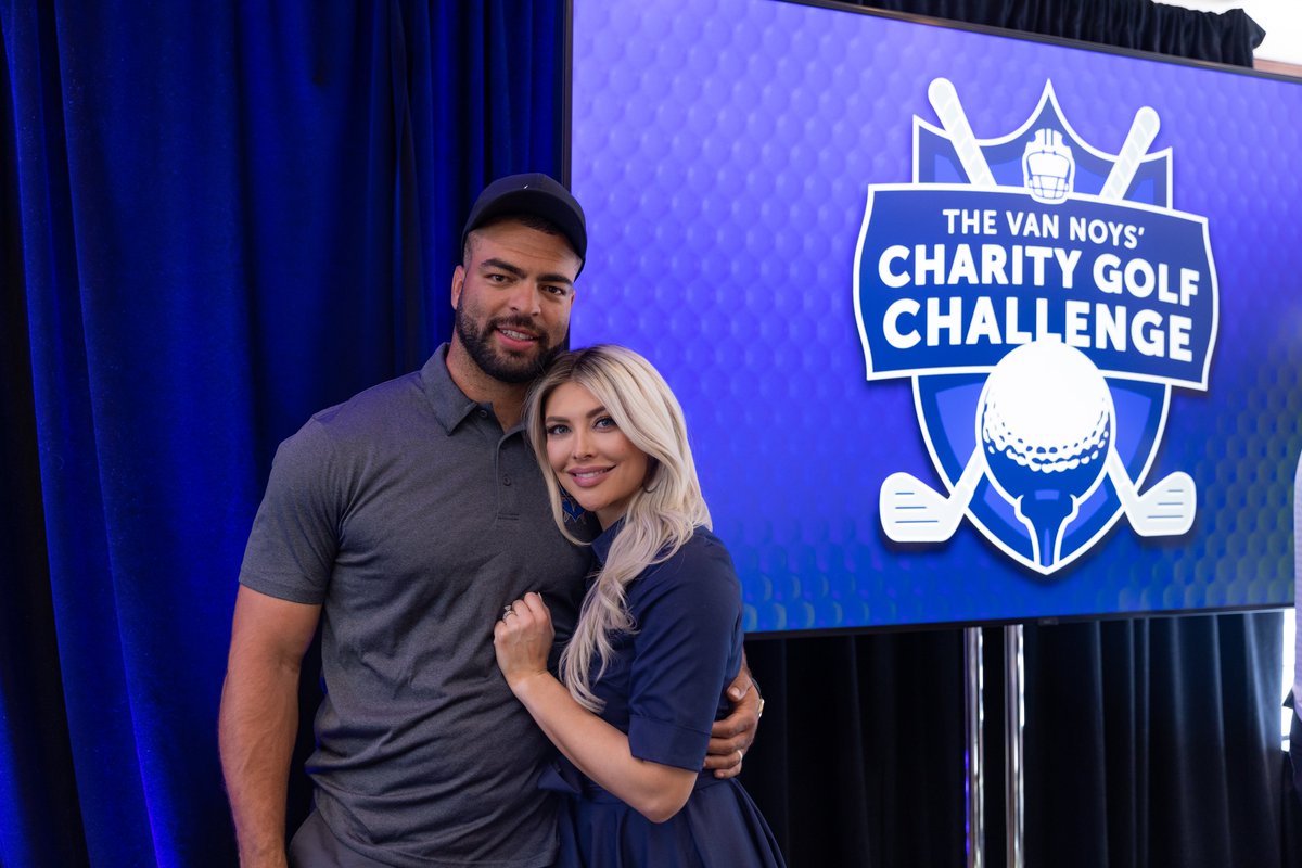 vannoyvalorfdn's tweet photo. Over $100,000 raised at our #CharityGolf event yesterday! THANK YOU to everyone who joined us for the day to raise funds for our #ValiantKnights scholarship &amp; internship program for youth in #fostercare and those who have aged out of the system. #Utah | @KVN_03 @marissa_vannoy https://t.co/b55WFX5Ihc