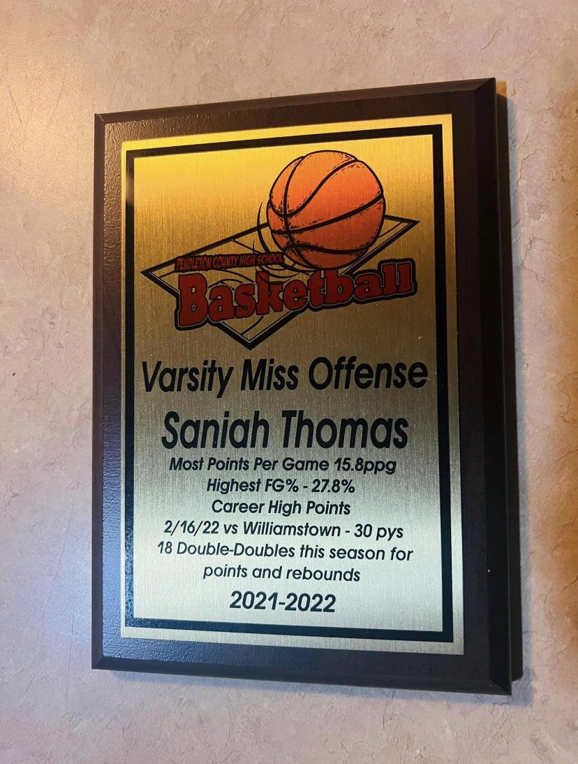 🏀🏀
varsity most blocks
most rebounds 10.2 per game
most points 15.8 per game 
18 double doubles 
career high 30pts