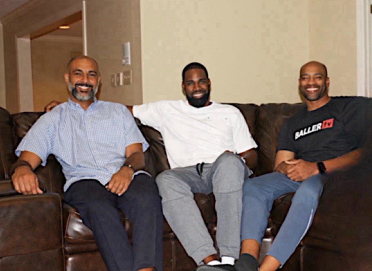 Vince Carter (@mrvincecarter15) on Twitter photo This is so painful….we’re going to miss you my boy. RIP <a href="/Oak1713/">Ademola.Okulaja</a> 🙏🏽🕊 I’m praying for your kids and family. Without a doubt you have touched the lives of many with your kindness. 1 thing for sure you will not be forgotten….
Love you Oak
#3MusketeersForever This is so painful….we’re going to miss you my boy. RIP <a href="/Oak1713/">Ademola.Okulaja</a> 🙏🏽🕊 I’m praying for your kids and family. Without a doubt you have touched the lives of many with your kindness. 1 thing for sure you will not be forgotten….
Love you Oak
#3MusketeersForever