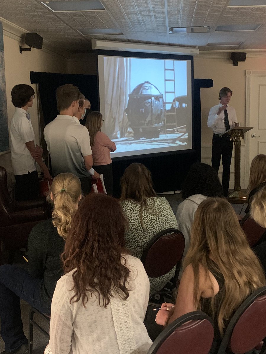 nicollettevw's tweet photo. APUSH students from @THSPatriots  had a great day at the @TrumanLibrary! Ms. Abney‘s students were awesome representatives of THS and did great work making decisions about real issues Truman faced in his presidency. @MrsRScott https://t.co/ESelsvplDO