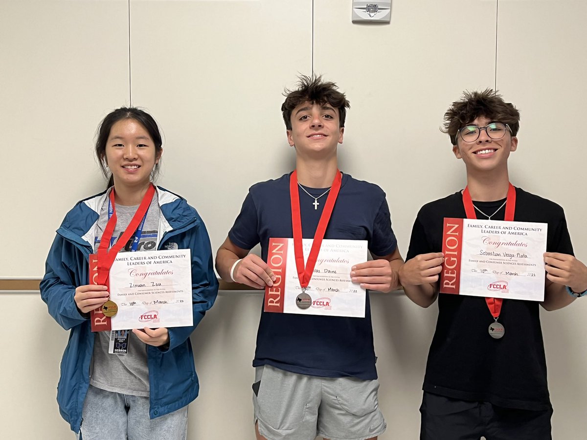 HebronHS_FCCLA's tweet photo. Three of our club members recently received recognition for their performance on Regional @NationalFCCLA Assessments! Congrats to Ella (gold), Seb (silver), and Niko (silver)! #HPND #goforthered https://t.co/6hlxS9eyxS