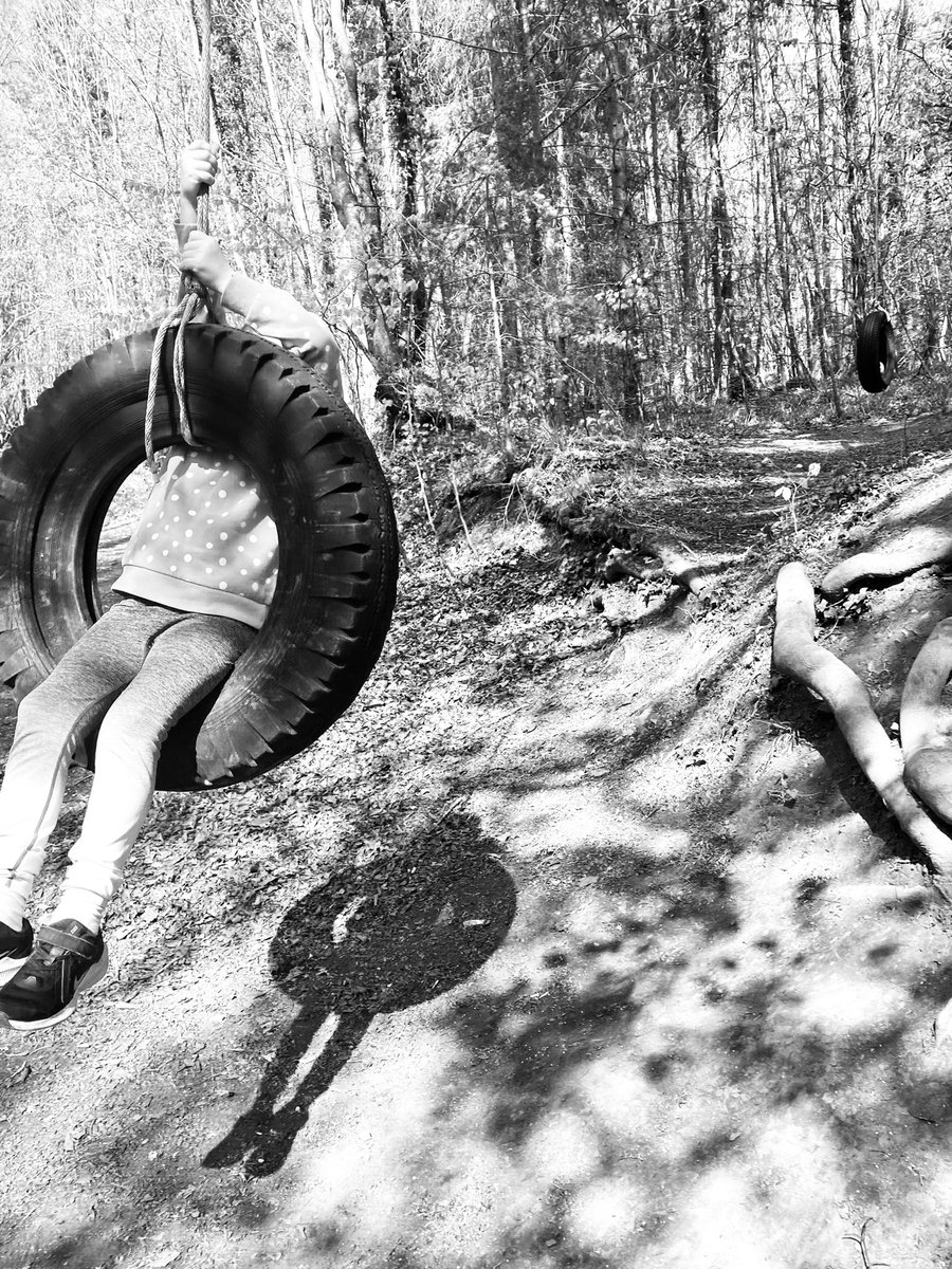 Marie_27's tweet photo. Fun on tyre swing in the woods 🙂#woods #outdoors #nature #photography #blackandwhitephotography #explore #laois https://t.co/9kUHFUJPU7