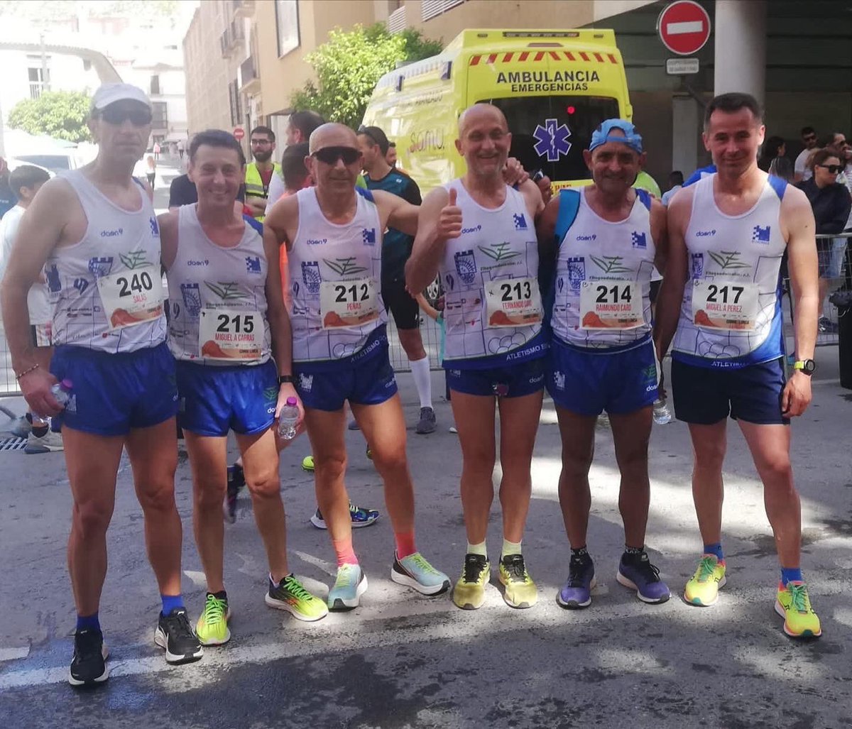 ADEliocroca's tweet photo. #ATLETISMO🏃🏻♂️🏃🏻♀️.Gran actuación y numerosos puestos de podium para nuestr@s atletas en la carrera popular #CorreXLorca celebrada el pasado domingo.
‼️En general tod@s nuestr@s participantes realizaron una gran prueba,enhorabuena‼️
📌 Más información y fotos: https://t.co/hChQoHtr7B https://t.co/hajbMCbTu8