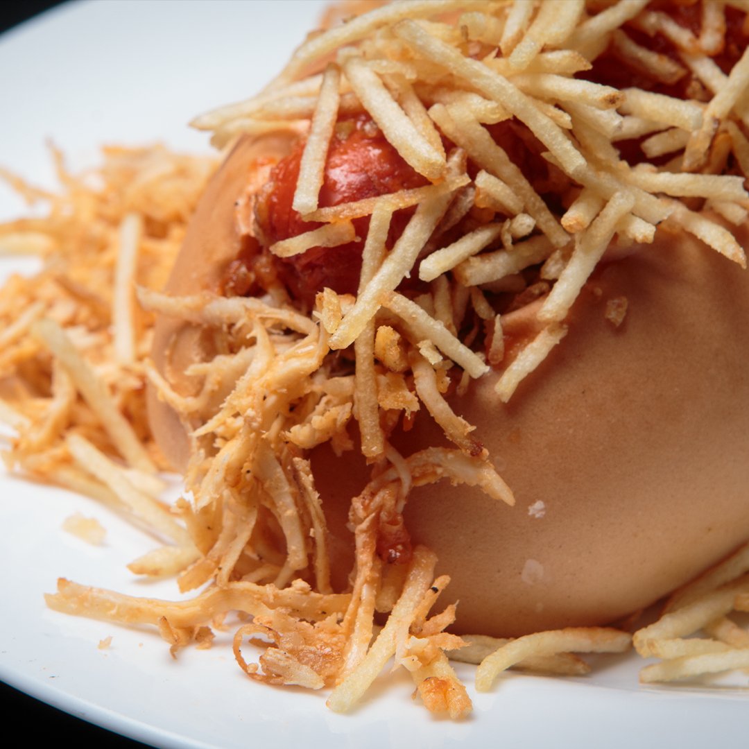 Aquela fome de uma coisa que você não sabe exatamente o que é, a resposta agora sempre vai ser um Hot Dog turbinado com frango!

Peça pelo site, app ou pelo telefone 3036-3333 📞

#Azilados #QuemTemFomePedeAzilados #Delivery #Fortaleza #DeliveryFortaleza #tmj #tlg