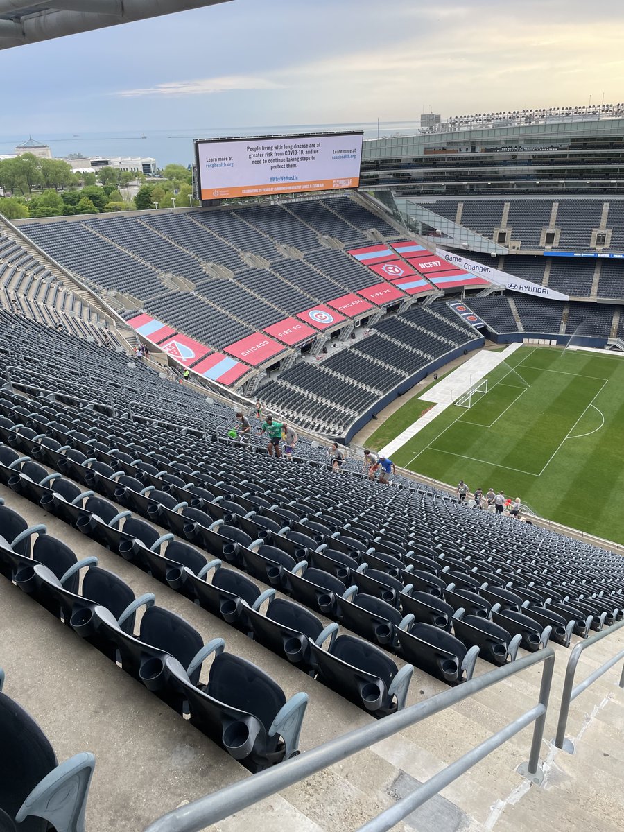 JPatelMD's tweet photo. #HustlingWildcats supporting #RespHealth at Soldier Field. 25th Anniversary! @LurieCancer thoracic oncology climbing for better outcomes from #LungCancer. One step at a time, we're making big strides. #LCSM https://t.co/IGCIPvetXJ