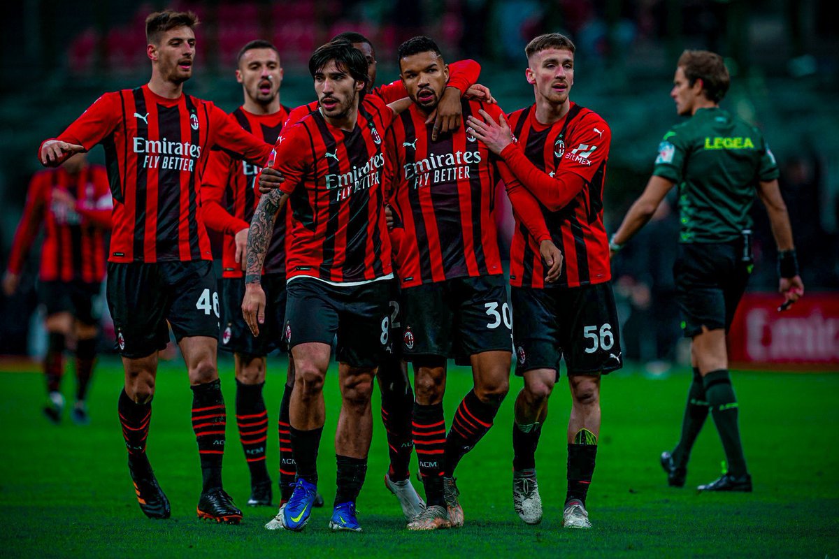 ACMilanello_'s tweet photo. 🟥(VPGW) AC Milanello⬛️

⚽️| Match Day 4️⃣Results 

🆚️@MightyLionzES 
✅4-2
⚽️⚽️⚽️@Ezeh17_ 
⚽️🎯@Mo_Arsenal90 
🎯@SnoowJR7 

🆚️@ViscaES 
✅2-1
⚽️@Ezeh17_ 
⚽️@Mo_Arsenal90 
🎯@TheGadd_x 

🆚️ Joga Bonito Swe 
✅1-0

#MLM #MoveLikeMilanello #ACMilan https://t.co/igzOxmT1eb