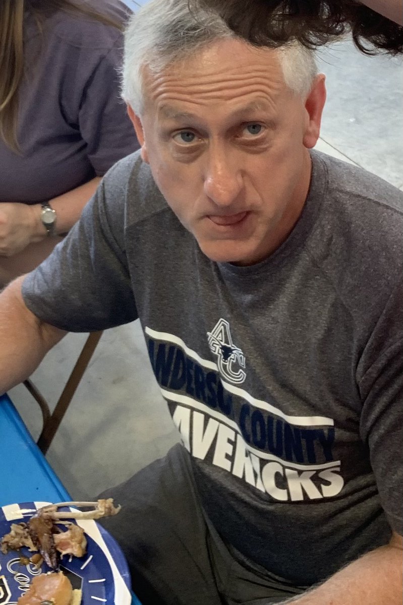 Maverick_Land's tweet photo. even timmy p is bankin on the mavs https://t.co/xWvCkzBEro