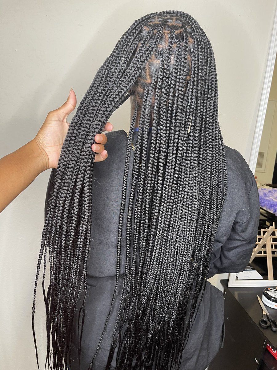 ___Nesha's tweet photo. EXPRESS DEAL: next 3 ppl to book gets $25 off of any style https://t.co/yuRLaz1Qc6