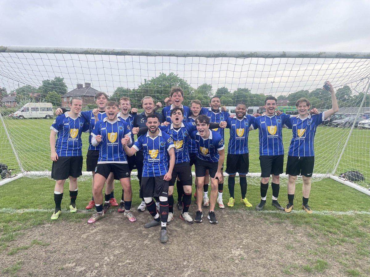 Raveafc's tweet photo. This was taken today after our last game of the season, and i think it sums up our season pretty well. We lost today 4-1 to @GHotshots the team who we played in our very first game of football together as a team, and i really hope that we showed improvement https://t.co/sFYxiW6iw9