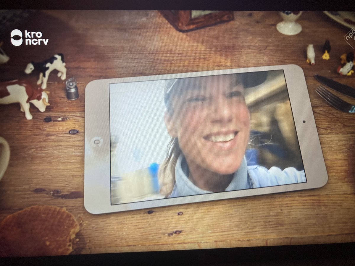 Mag ik even stemmen horen voor een real life soap van Maud? De vlog belooft veel goeds… #bzv #boerzoektvrouw