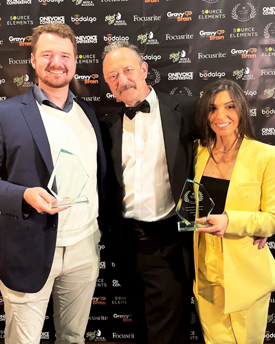 alexia_kombou's tweet photo. Pinching myself at winning Best Female TV Commercial for the 3rd year in a row!
Thankyou @OneVoiceConf for putting on a fantastic awards ceremony ✨
Thankyou to my agent @sohovoices &amp; @sohopeter for bringing such fantastic campaigns my way ❤️ #OVA22 https://t.co/bKMi1d3pIa