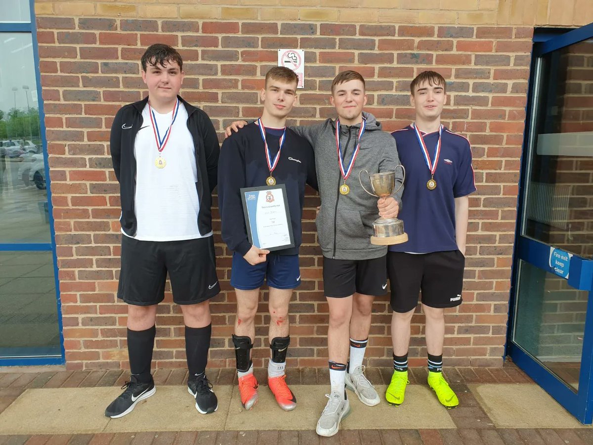 When it rains, it pours... medals! Congratulations to everyone who braved the weather at 6-a-side footy today.
Despite being 1 down halfway through, junior boys came 4th!
Junior girls won bronze in their composite team!
Senior boys brought home a trophy - with only 4 in the team!
