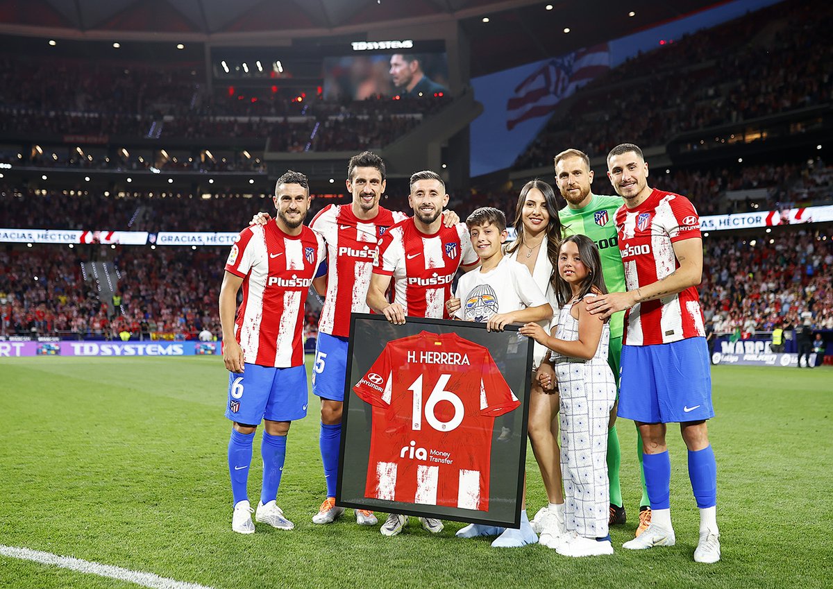 Atleti's tweet photo. #GraciasHerrera https://t.co/8ZrFNYGCE2