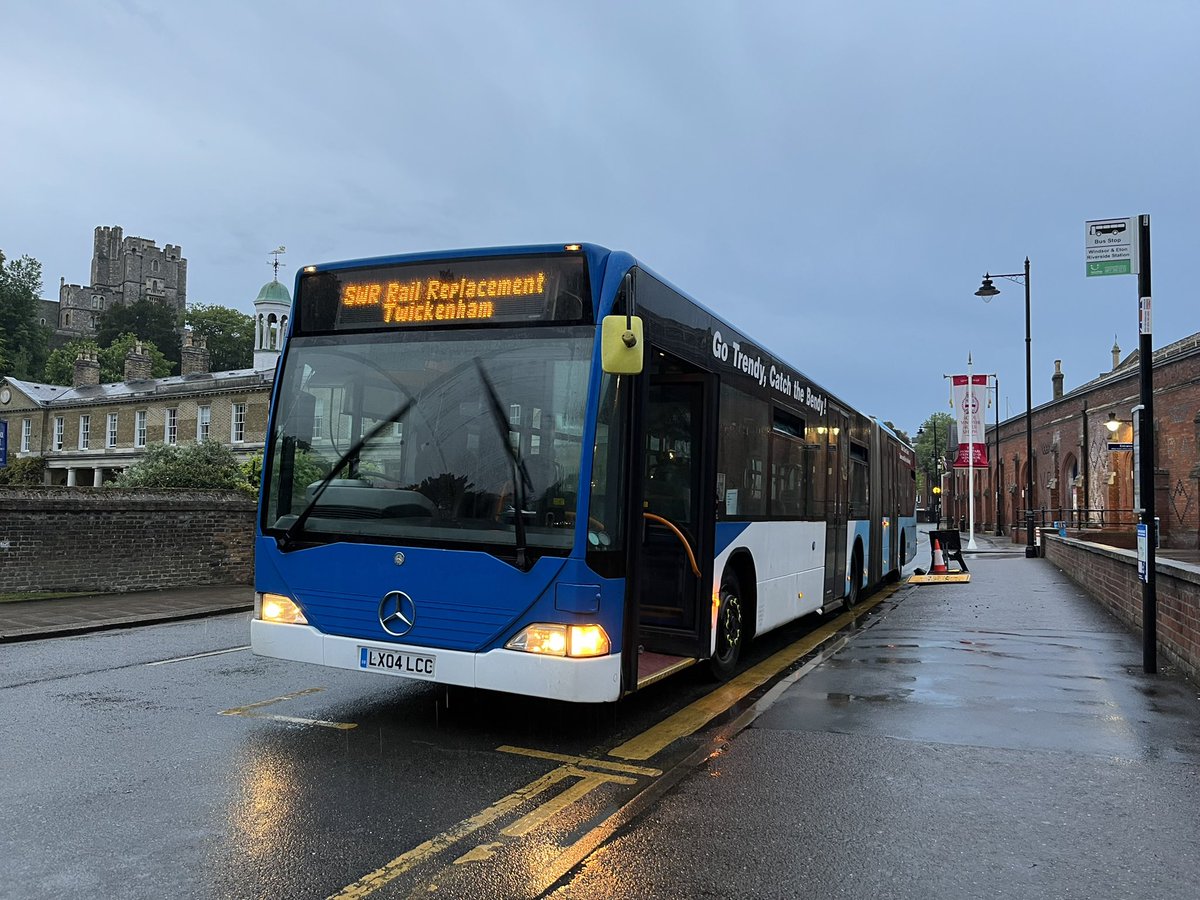 Long day today - covered the 05:33 Windsor to Twickenham trip then standby at Twickenham, was busy doing runs. Here bendy bus 23065 is seen fitting in at Feltham station and picking up (nobody) at Windsor!