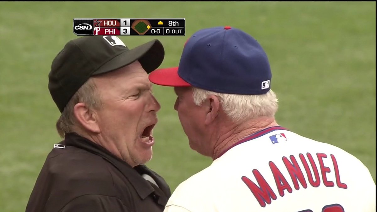Bob Davidson and Charlie Manuel screaming at each other