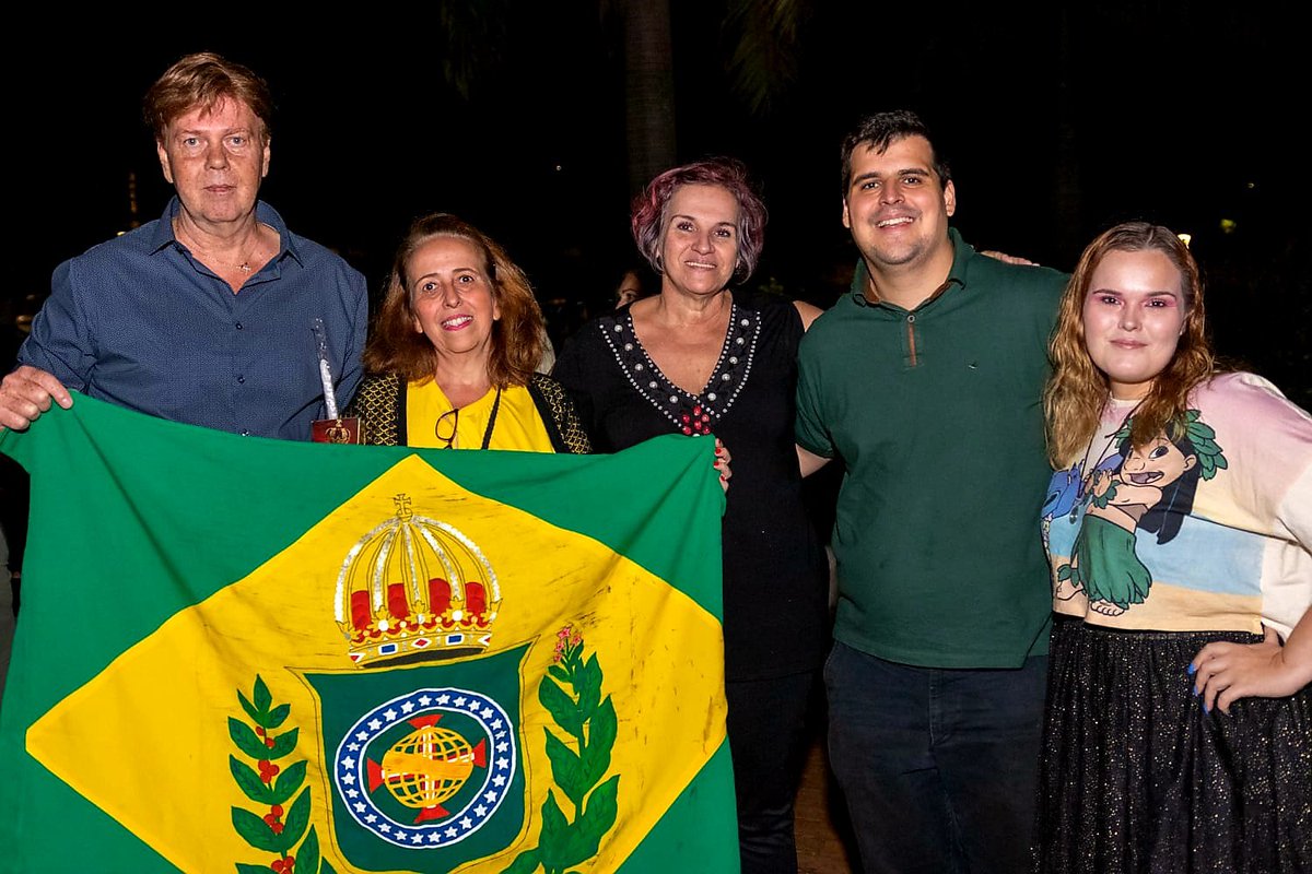 confembras's tweet photo. Atos em memória à Princesa.
Viva a Redentora!!
#IsabelRedentora https://t.co/1Kz3ArPNX9