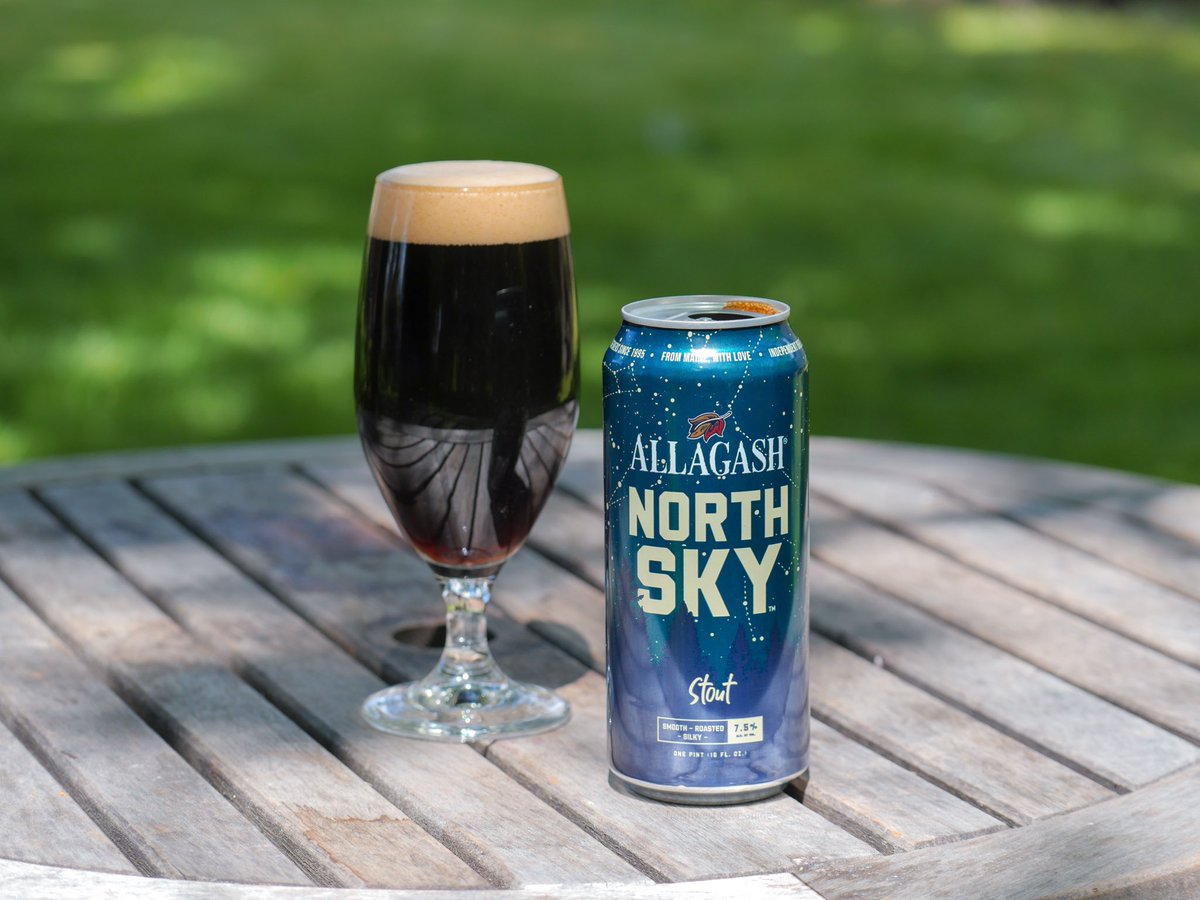 nwbeerguide's tweet photo. Our first foray into stouts from @allagashbrewing, North Sky is a beer inspired by the Belgian stouts of old. A beer with a sturdy construction, notes of South American chocolate, fresh earth, and roasted coffee. And is available via #HalfTimeBeverage https://t.co/K8vkcOK0tH