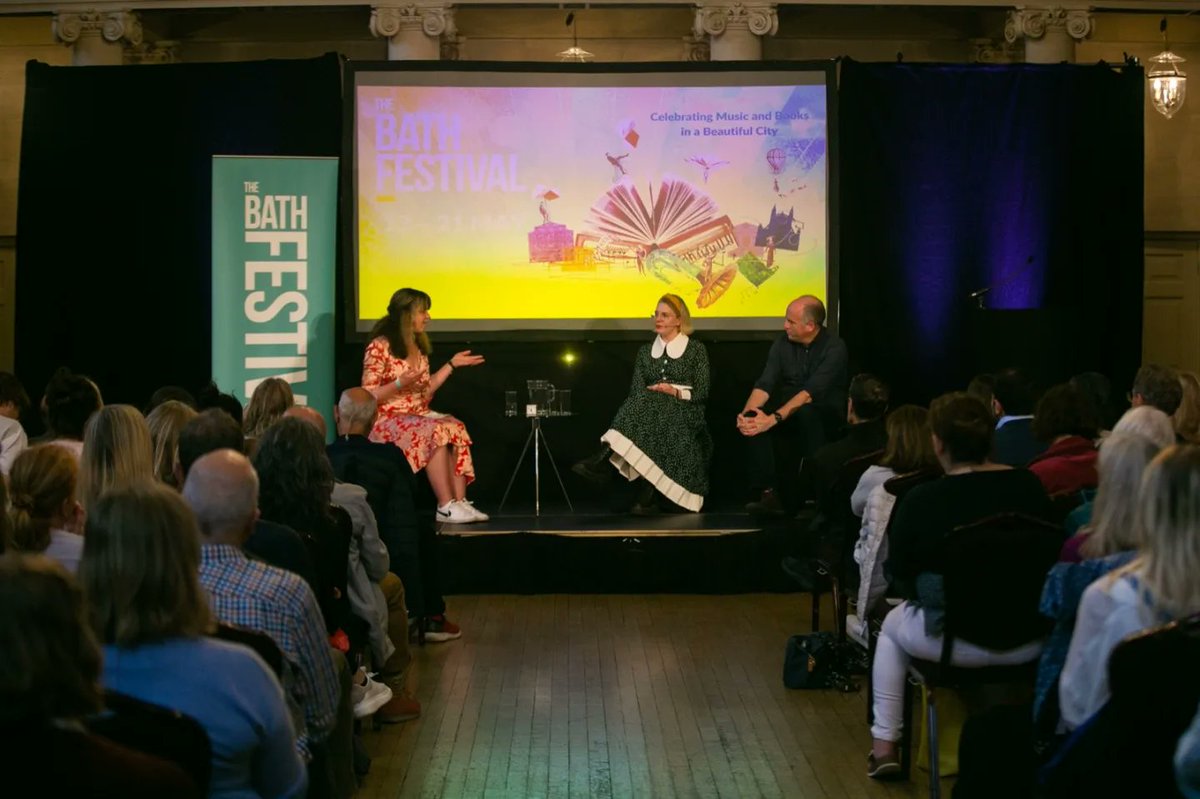 BathLitFest's tweet photo. "We need to lean into the fact that we can't blossom all year round" 🌸

Building A Meaningful Life with Oliver Burkeman, @emmagannon and @NotRollergirl- one of our last Assembly Room events of The Bath Festival 2022! 🌟

📸 Nick Spratling

#TheBathFestival #LiveEventsAreBack https://t.co/scoM25HzWv