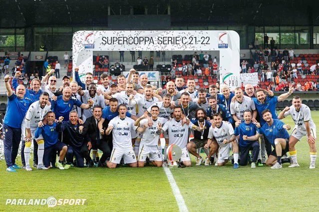 Provincia_Monza's tweet photo. Super Campioni 💛💙 https://t.co/focHox62ZG