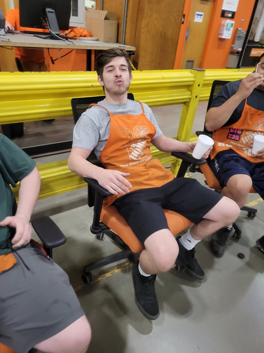 Julian DeSantis tweet media