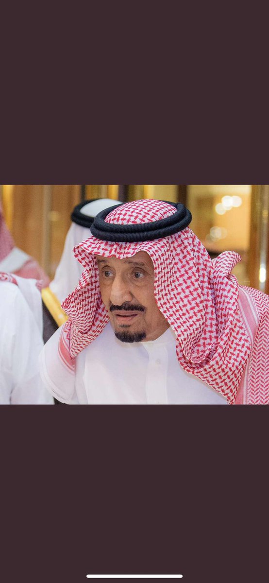 #سلامتك_يا_ابوفهد
 #خادم_الحرمين_الشريفين
 #القمر_العملاق

طلع ونوره شع ،، في كل الافاق
في برّها ،، في جوّها ،، في بحرها

حتى لو انك ياقمر صرت عملاق
الله يخلّي للجزيرة قمرها