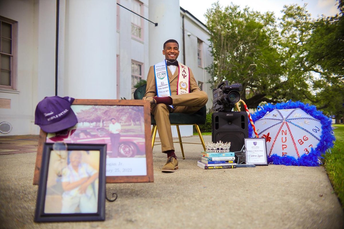 __andrewL's tweet photo. To my daddy and grandma, I know y’all are looking down and holding me up. This is all for you. Officially done with the B.S. 👨🏽‍🎓 https://t.co/NCYwzTx4xe