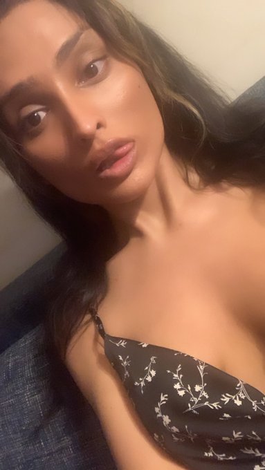 hey hi hello bbydolls https://t.co/xjH9ZVo7z6